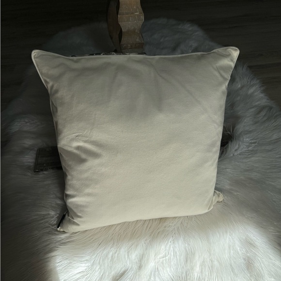 2 Max Studio Down Filled Pillows - Picture 3 of 3